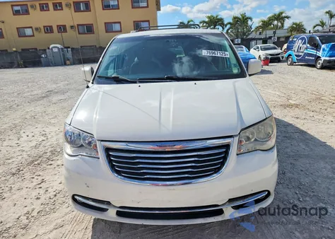 2012 Chrysler Town & Country Touring из США, поврежденный, VIN 2C4RC1BG5CR318995